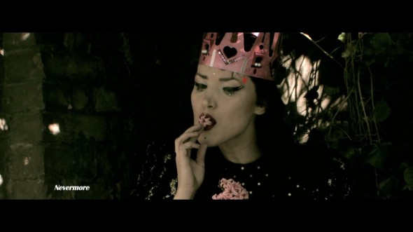 Gabrielė Labanauskaitė - scena iš vaizdo eilėraščio